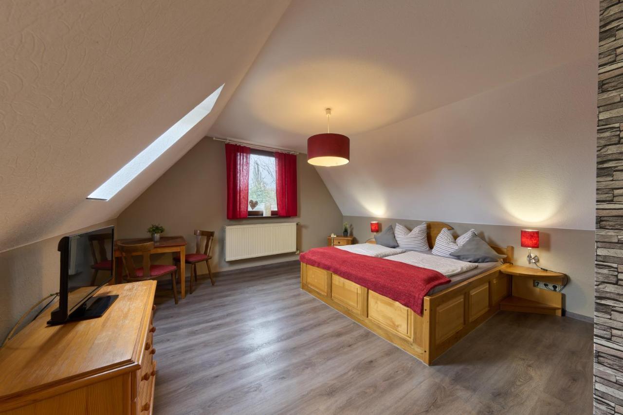 Landhotel Brauner Hirsch Kammerforst Exterior photo